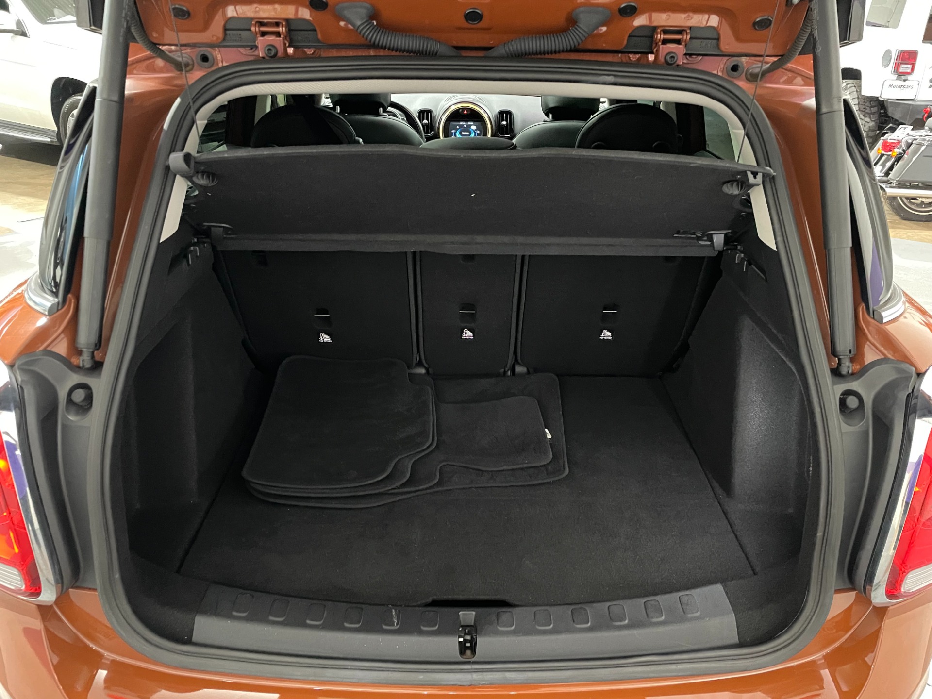 Used-2018-MINI-Countryman-Cooper-FWD