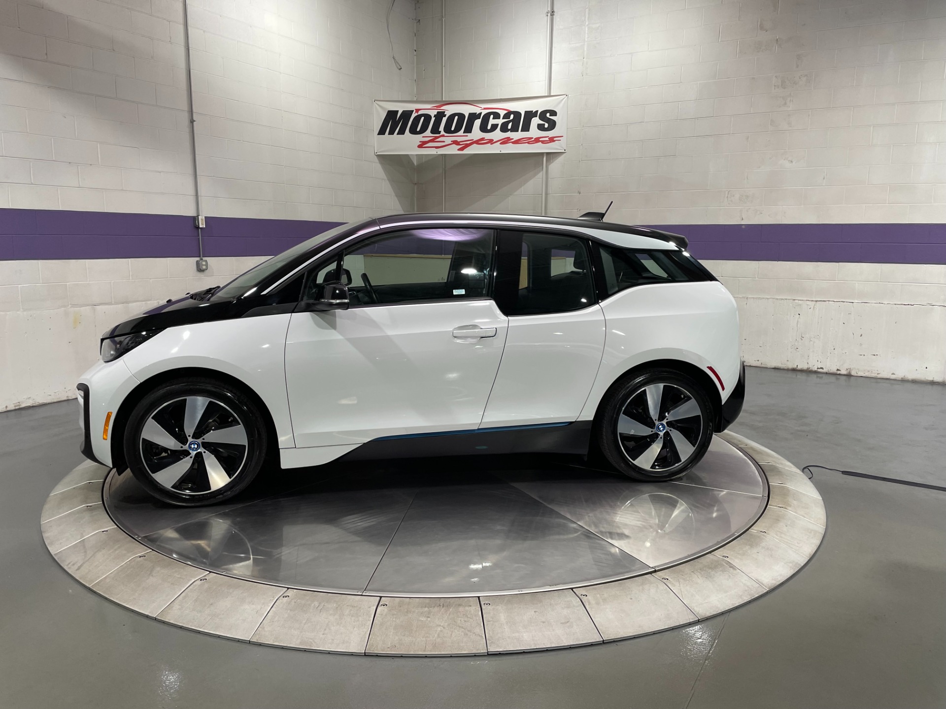 Used-2018-BMW-i3-EXT-Deka-World-RWD