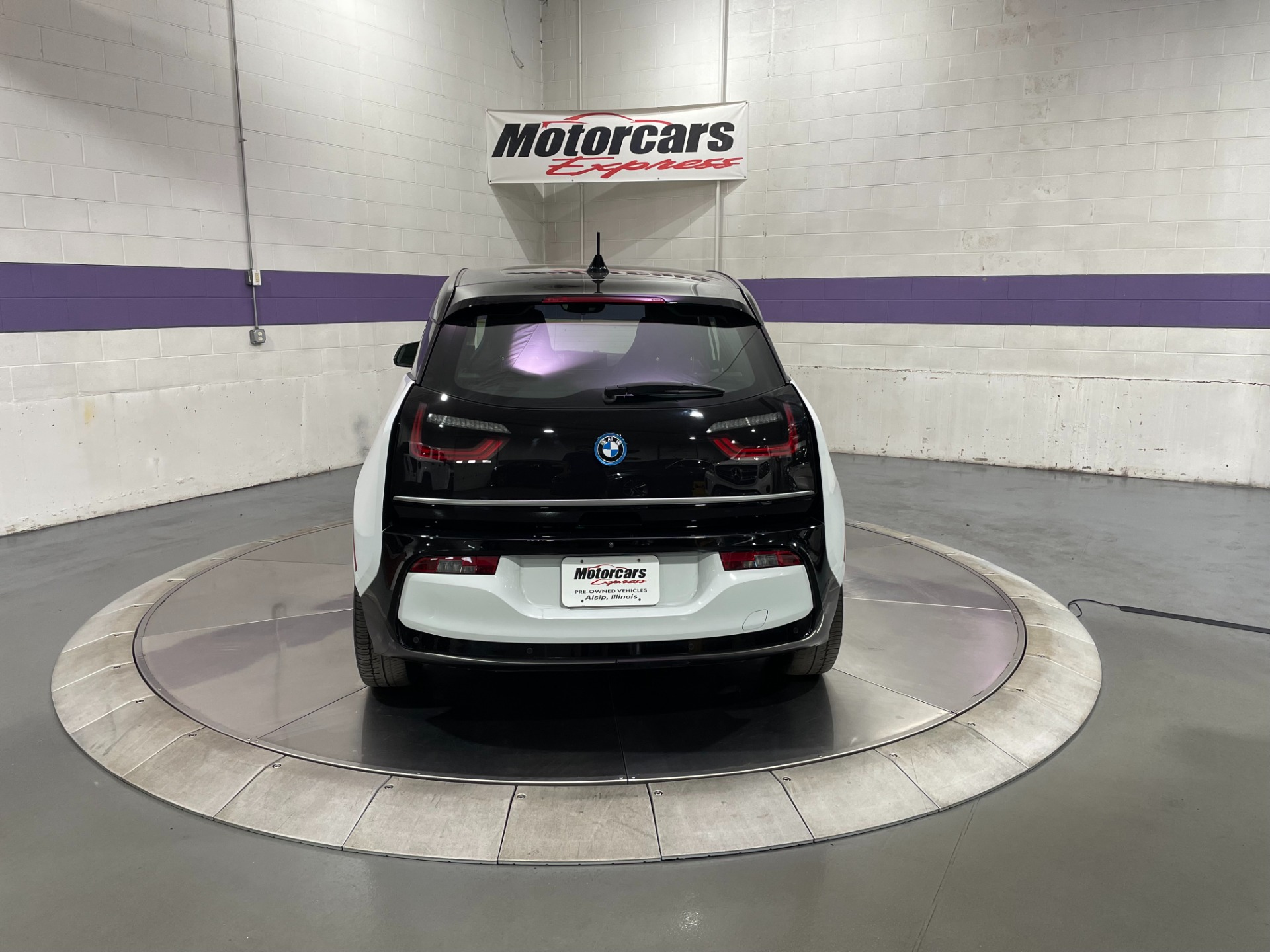 Used-2018-BMW-i3-EXT-Deka-World-RWD