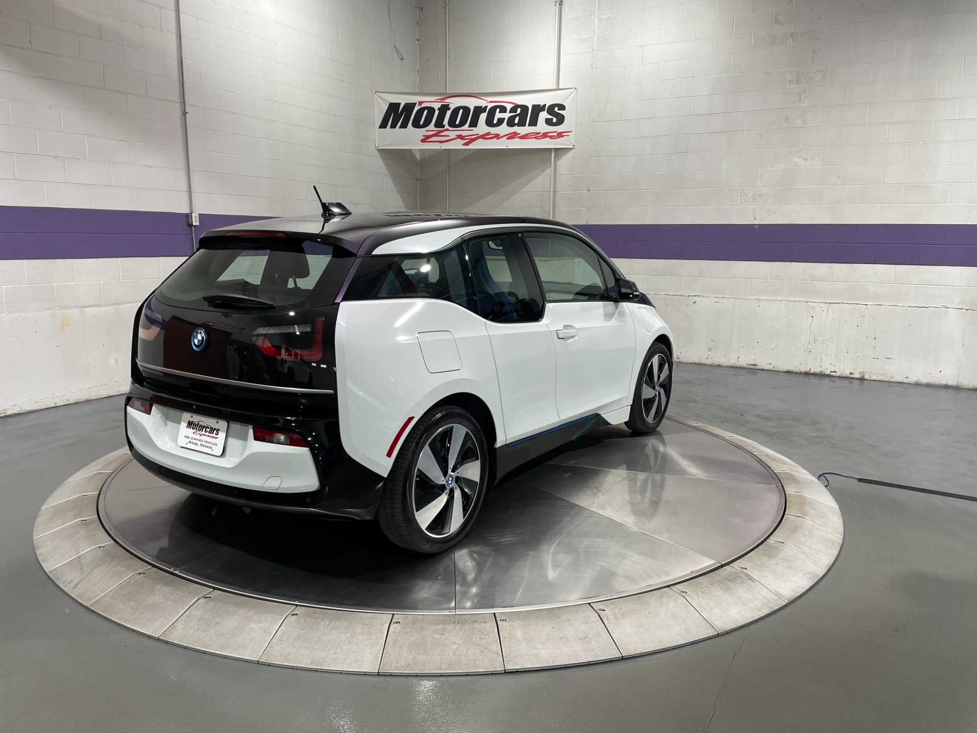 Used-2018-BMW-i3-EXT-Deka-World-RWD