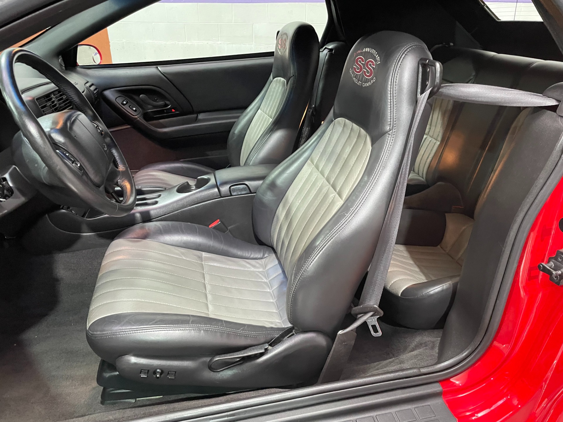 Used-2002-Chevrolet-Camaro-Z28-SS-ANNIVERSARY-Convertible