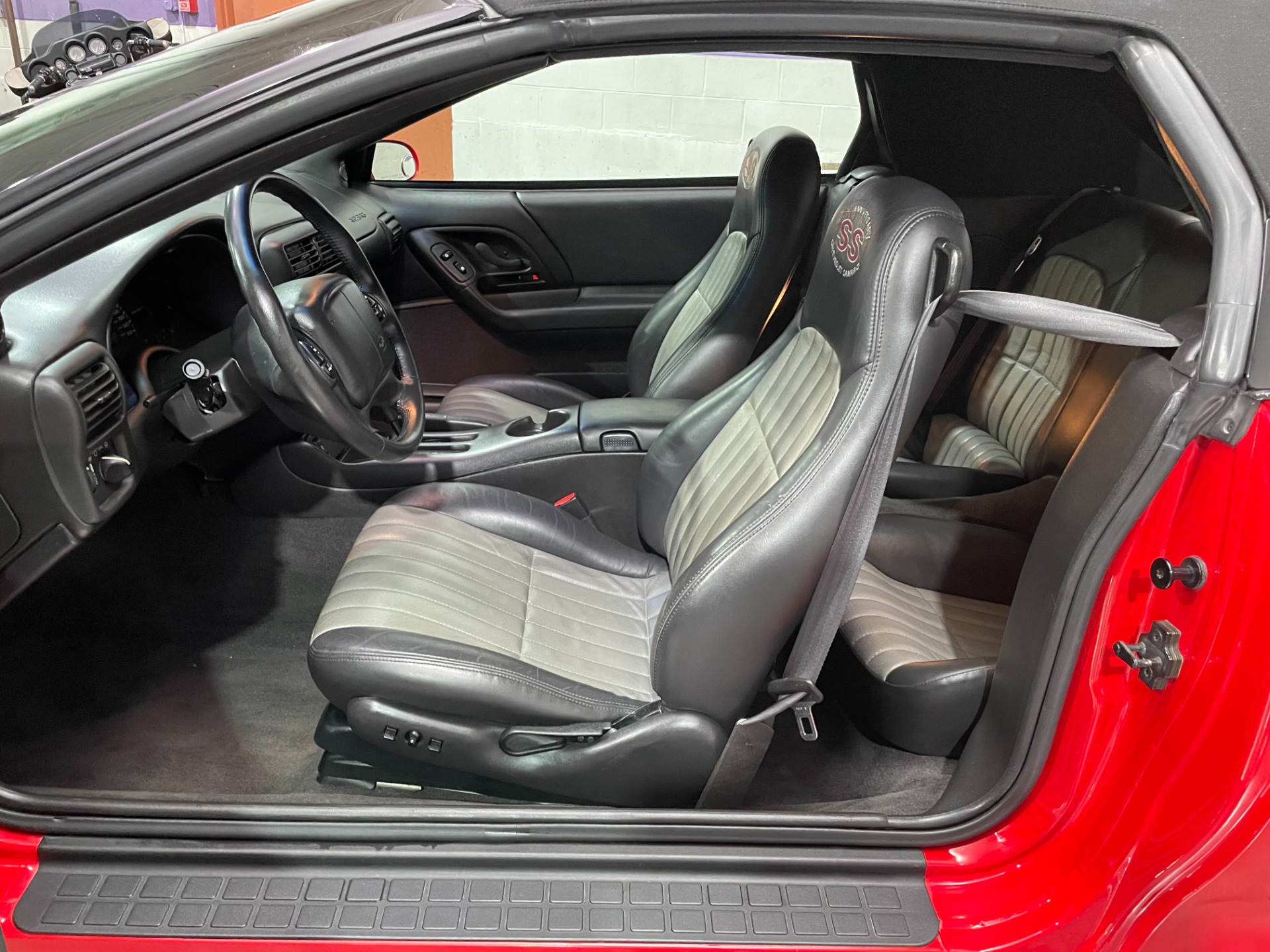 Used-2002-Chevrolet-Camaro-Z28-SS-ANNIVERSARY-Convertible