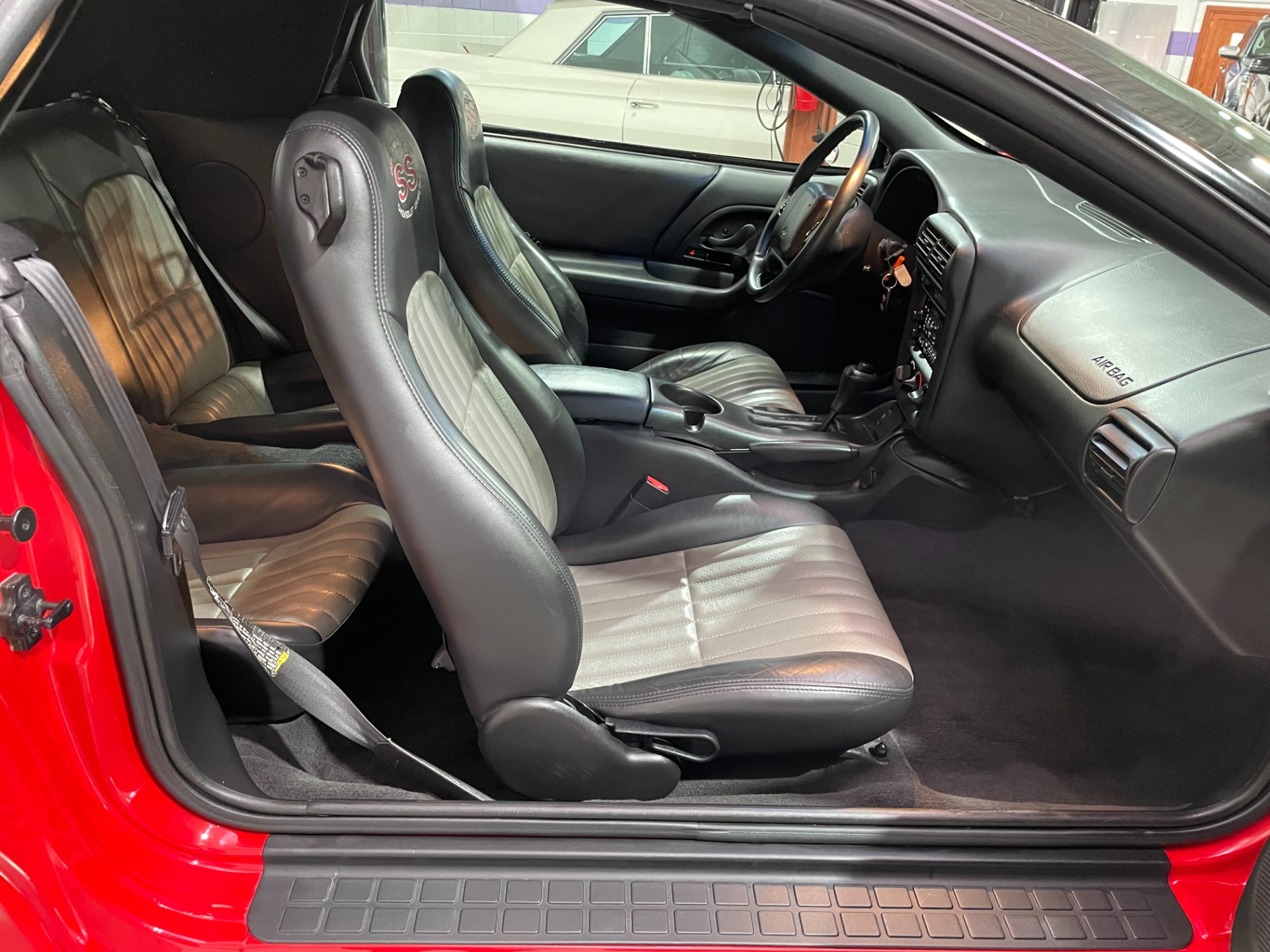 Used-2002-Chevrolet-Camaro-Z28-SS-ANNIVERSARY-Convertible