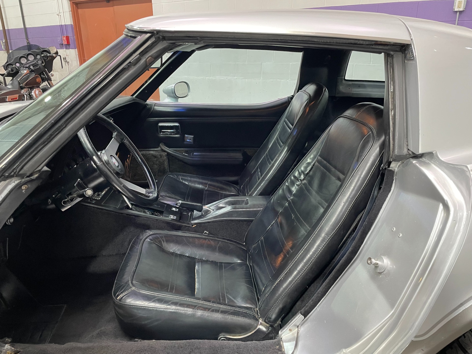 Used-1978-Chevrolet-Corvette-Silver-Anniversary