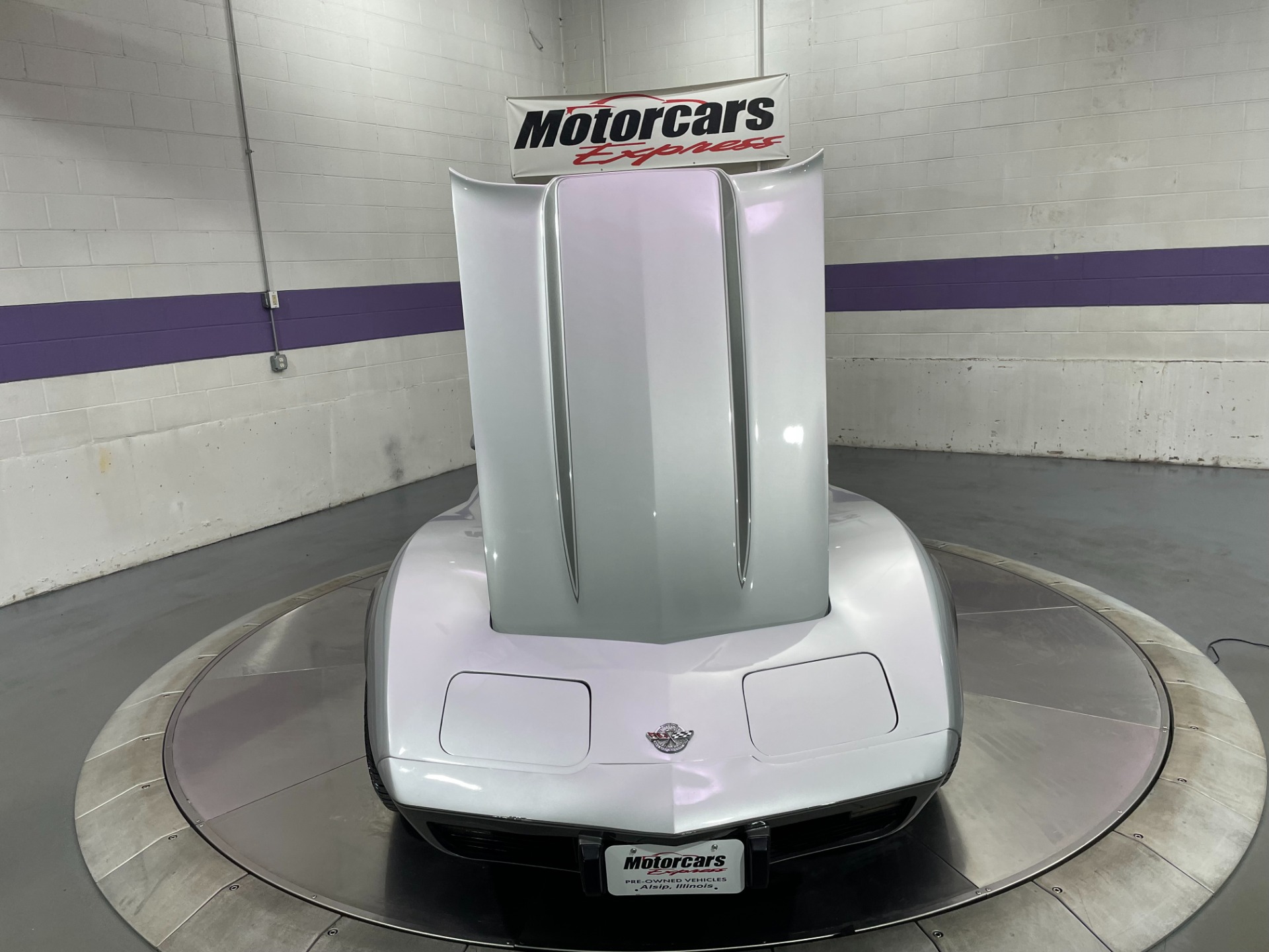 Used-1978-Chevrolet-Corvette-Silver-Anniversary