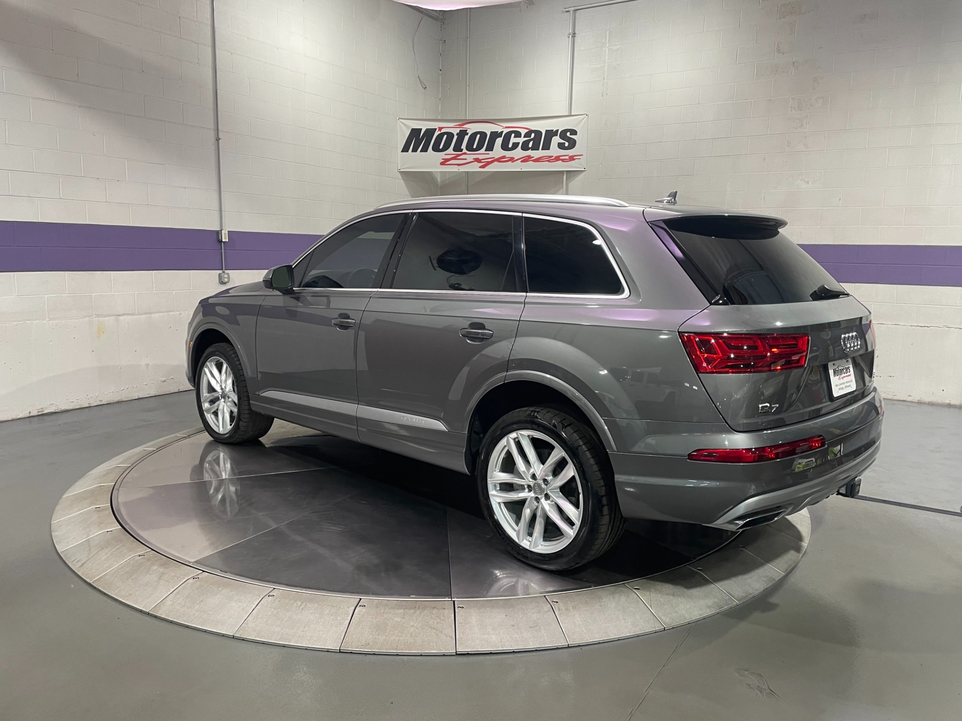 Used-2017-Audi-Q7-30T-quattro-Prestige