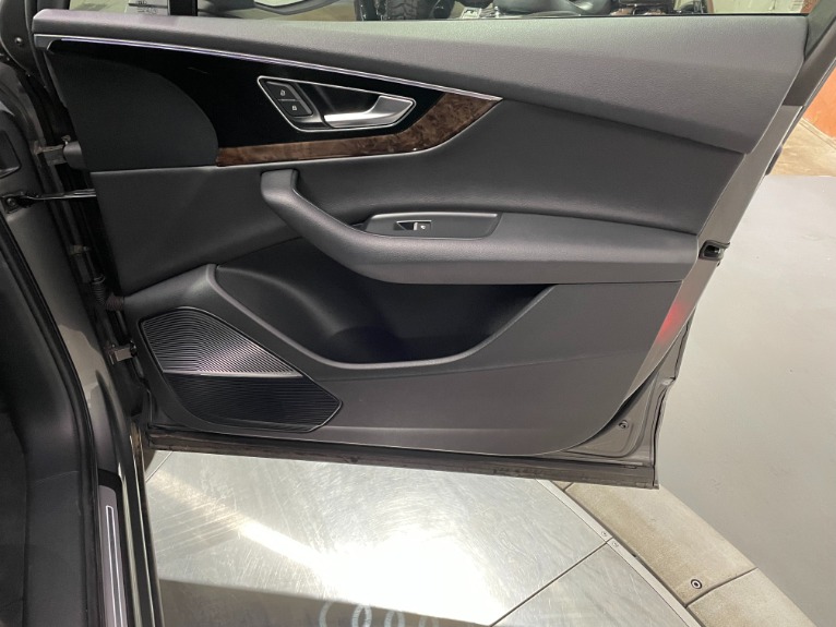 Used-2017-Audi-Q7-30T-quattro-Prestige