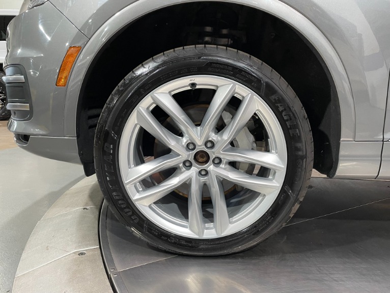 Used-2017-Audi-Q7-30T-quattro-Prestige