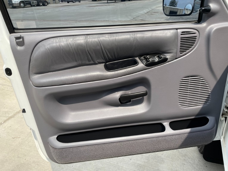 Used-1997-Dodge-Ram-Pickup-3500-Laramie-SLT-4WD