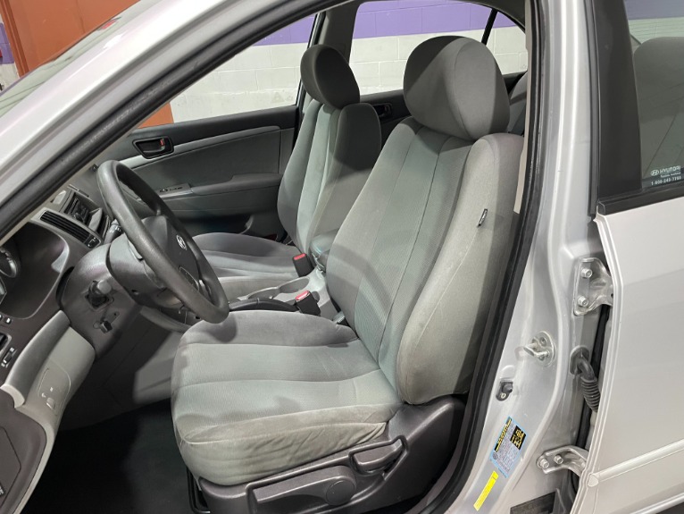 Used-2009-Hyundai-Sonata-GLS-FWD