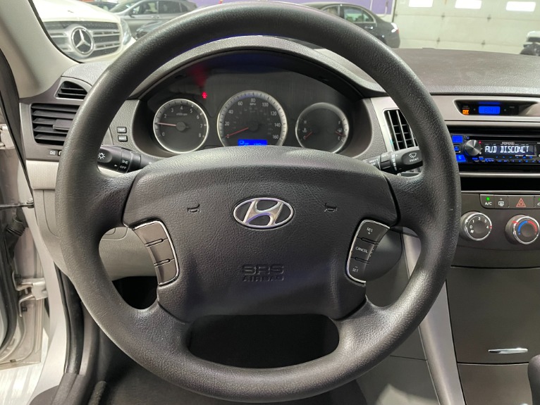 Used-2009-Hyundai-Sonata-GLS-FWD