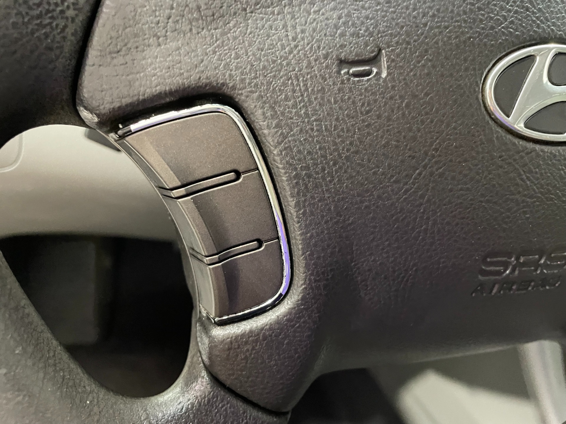 Used-2009-Hyundai-Sonata-GLS-FWD