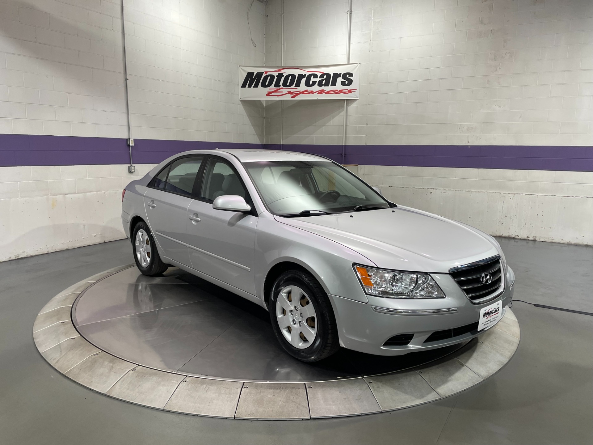 Used-2009-Hyundai-Sonata-GLS-FWD