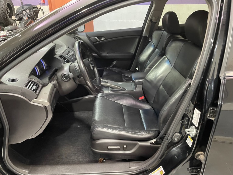 Used-2010-Acura-TSX-FWD
