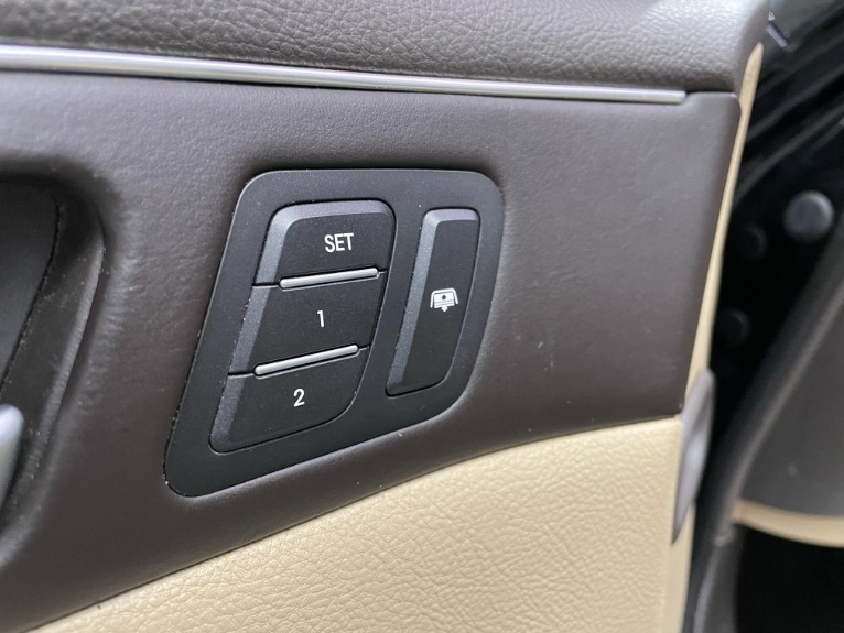 Used-2012-Hyundai-Genesis-46L-V8-RWD