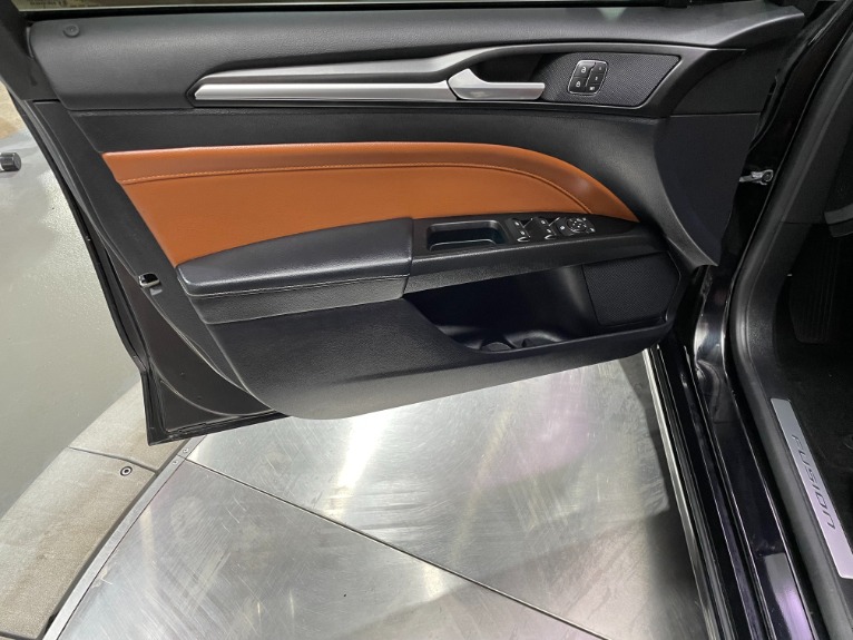 Used-2019-Ford-Fusion-Titanium-FWD