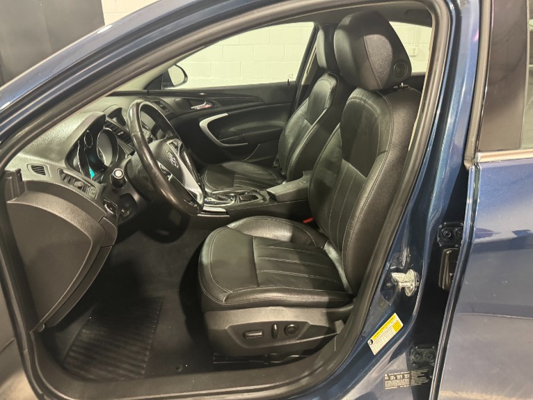 Used-2011-Buick-Regal-CXL-FWD