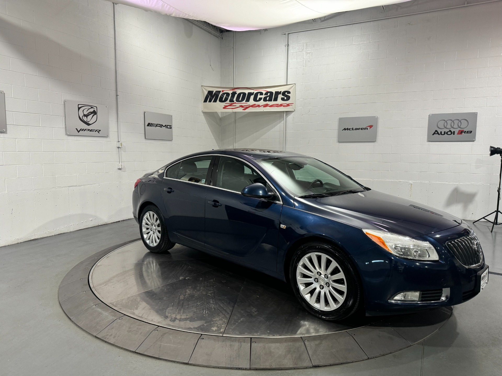 Used-2011-Buick-Regal-CXL-FWD