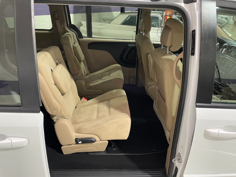 Used-2014-Dodge-Grand-Caravan-SE-FWD