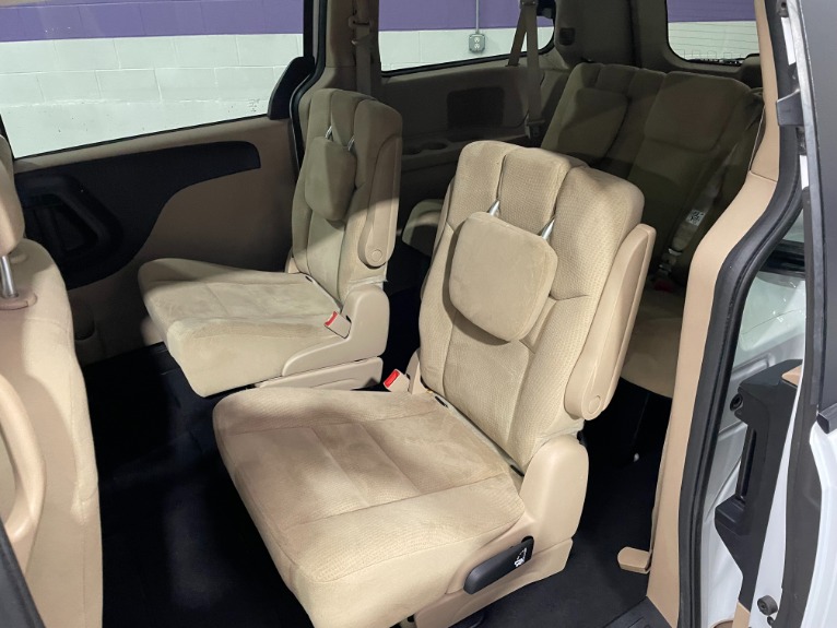 Used-2014-Dodge-Grand-Caravan-SE-FWD