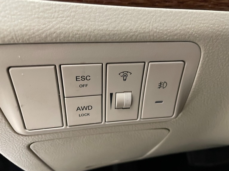 Used-2008-Hyundai-Santa-Fe-Limited-AWD