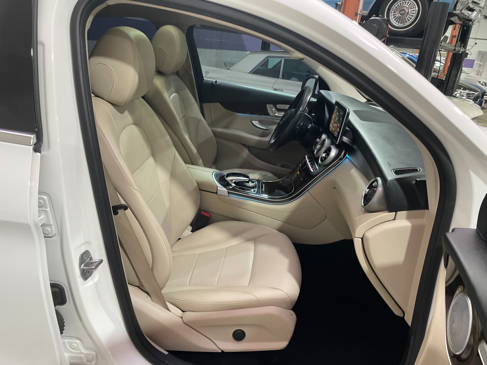 Used-2017-Mercedes-Benz-GLC-coupe-GLC-300-4MATIC
