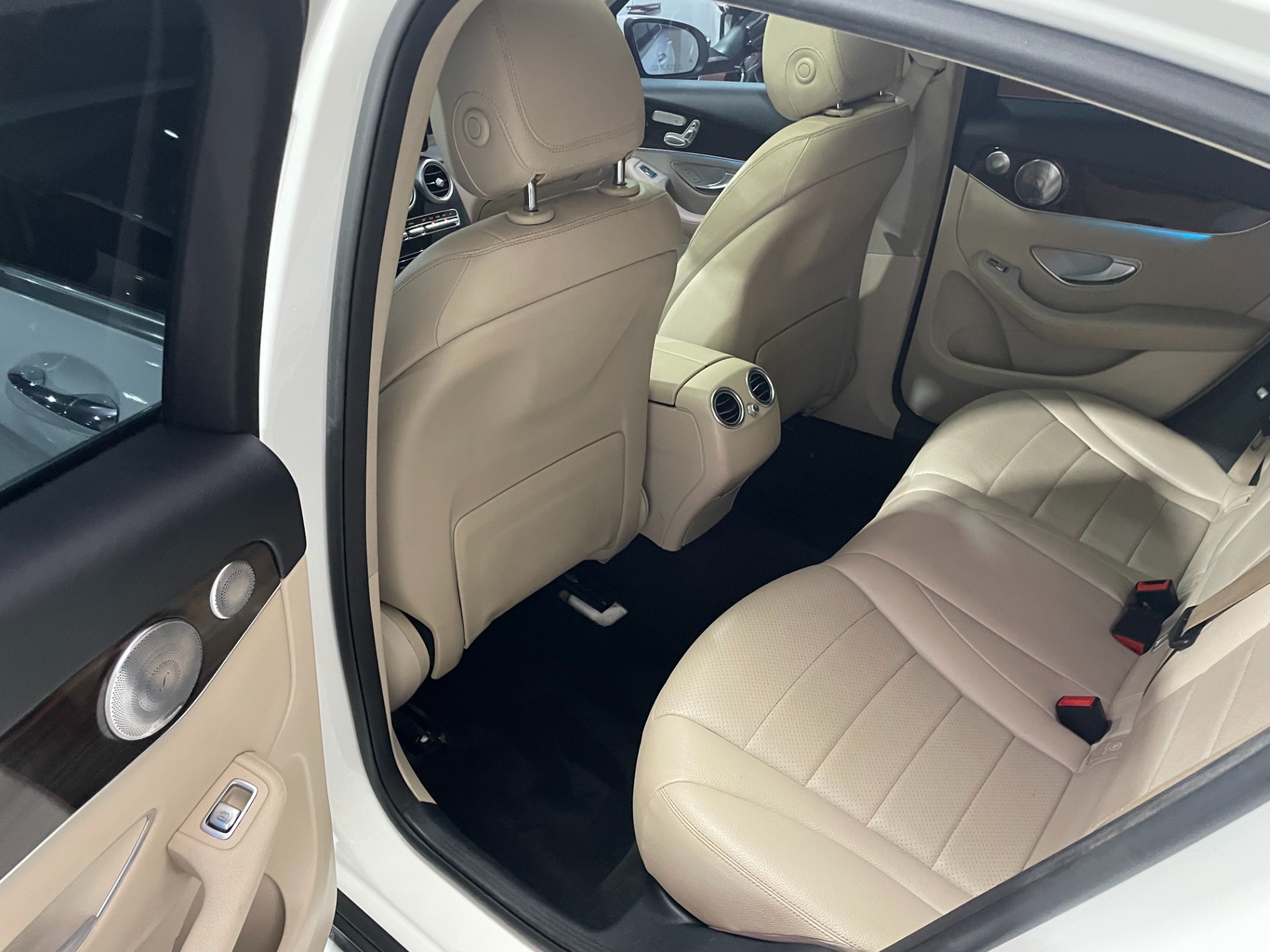 Used-2017-Mercedes-Benz-GLC-coupe-GLC-300-4MATIC