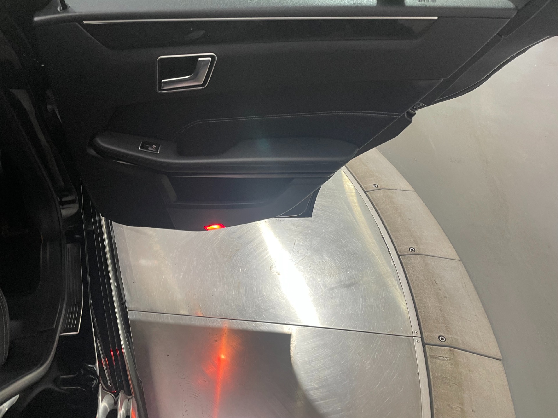 Used-2016-Mercedes-Benz-E-Class-E-350-4MATIC