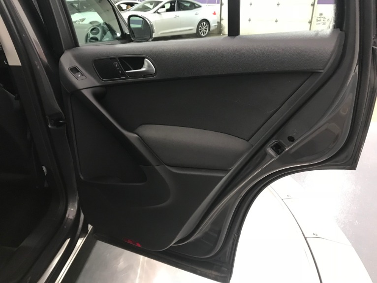 Used-2015-Volkswagen-Tiguan-S