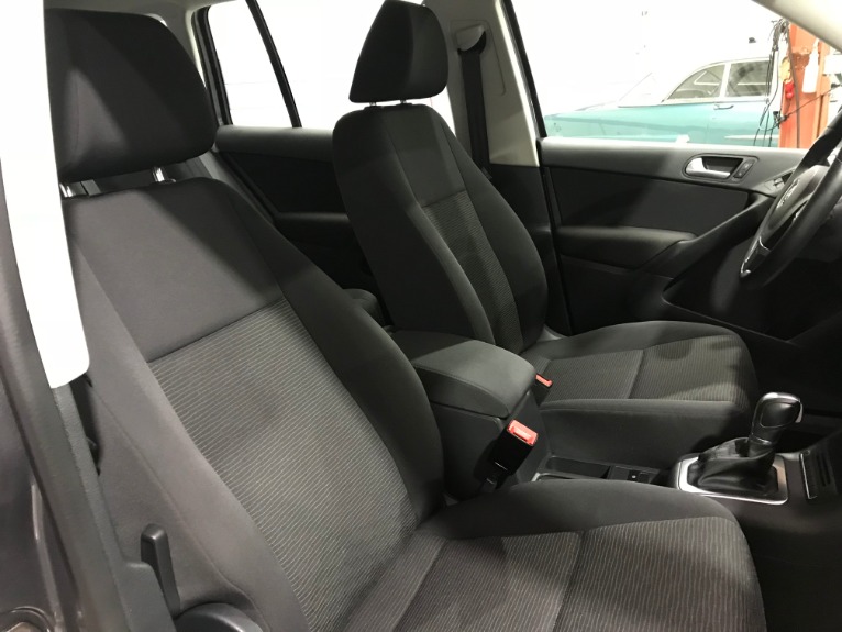 Used-2015-Volkswagen-Tiguan-S