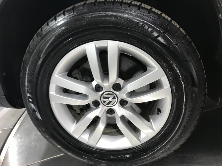 Used-2015-Volkswagen-Tiguan-S