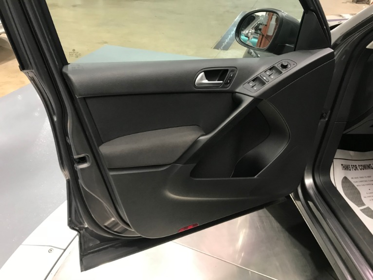 Used-2015-Volkswagen-Tiguan-S
