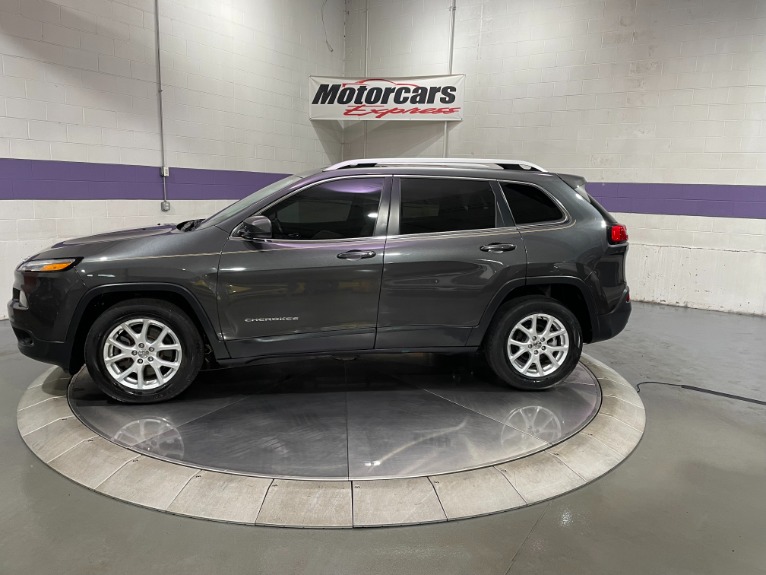 Used-2016-Jeep-Cherokee-Latitude-FWD