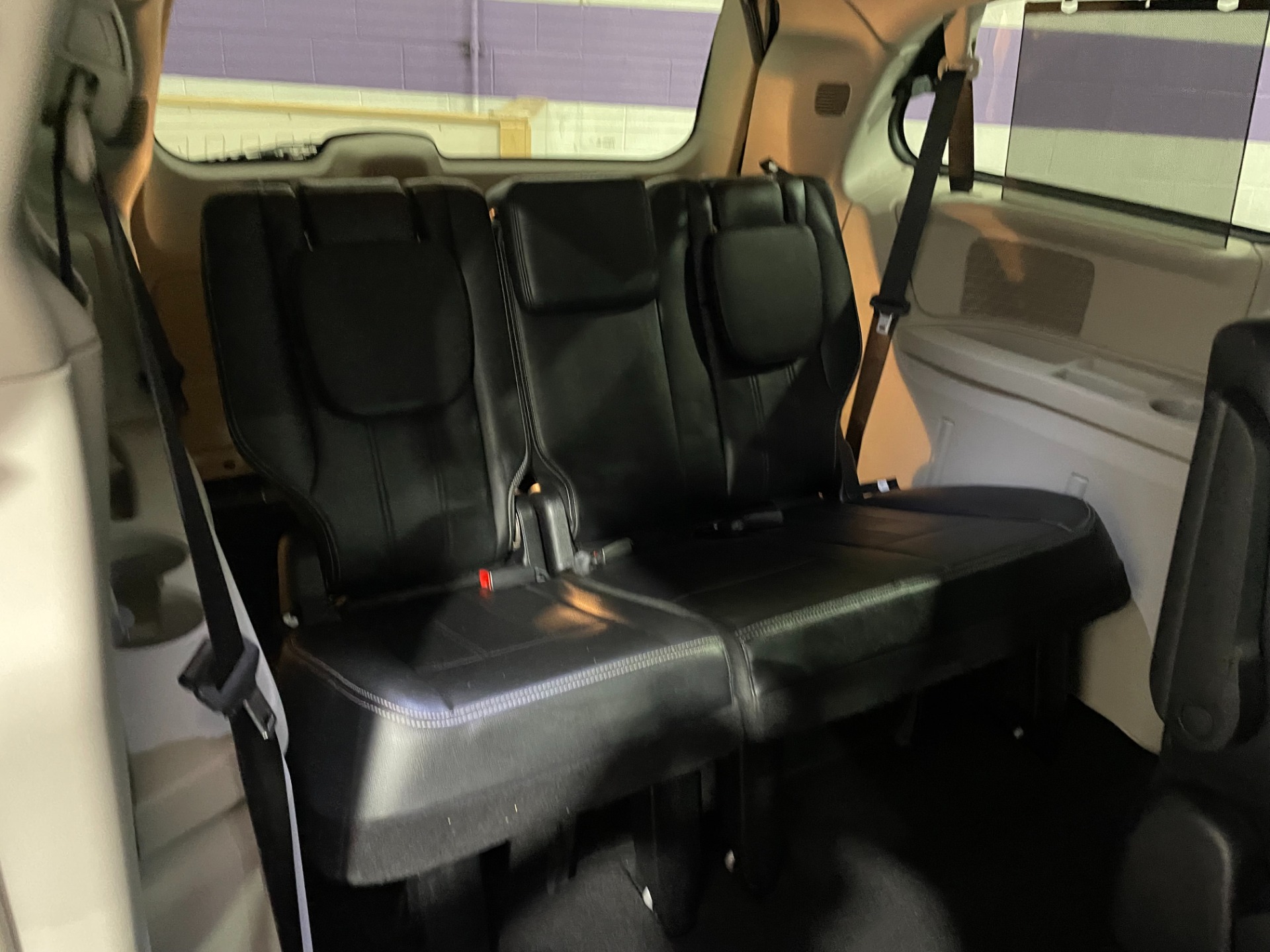 Used-2013-Chrysler-Town-and-Country-Touring-L-FWD