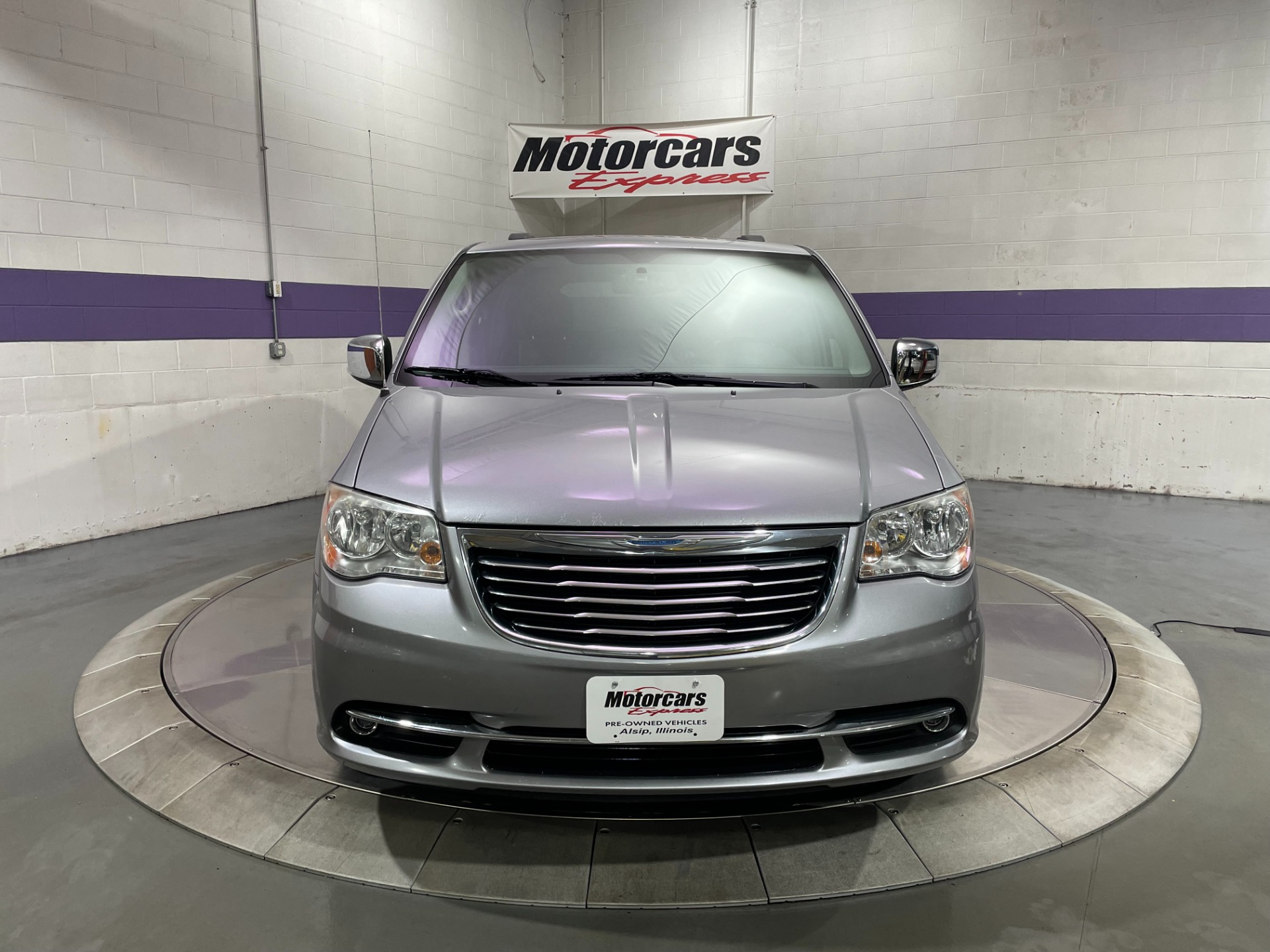 Used-2013-Chrysler-Town-and-Country-Touring-L-FWD