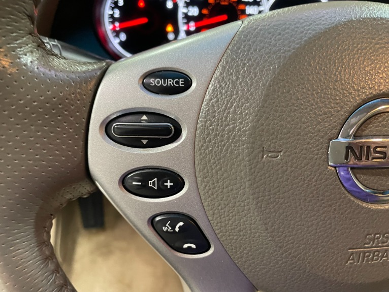 Used-2010-Nissan-Altima-25-SL-FWD