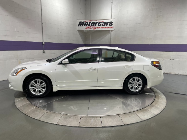 Used-2010-Nissan-Altima-25-SL-FWD