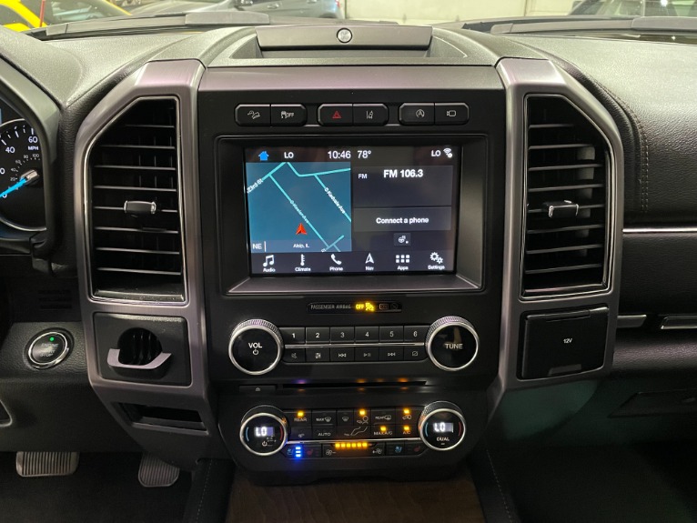Used-2018-Ford-Expedition-Platinum-4X4