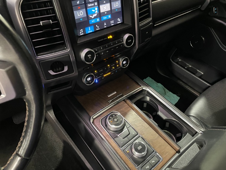 Used-2018-Ford-Expedition-Platinum-4X4