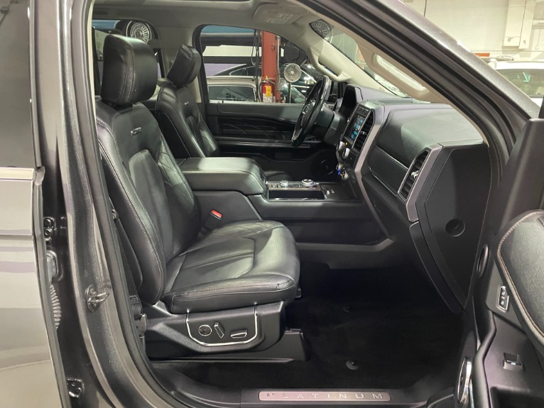 Used-2018-Ford-Expedition-Platinum-4X4