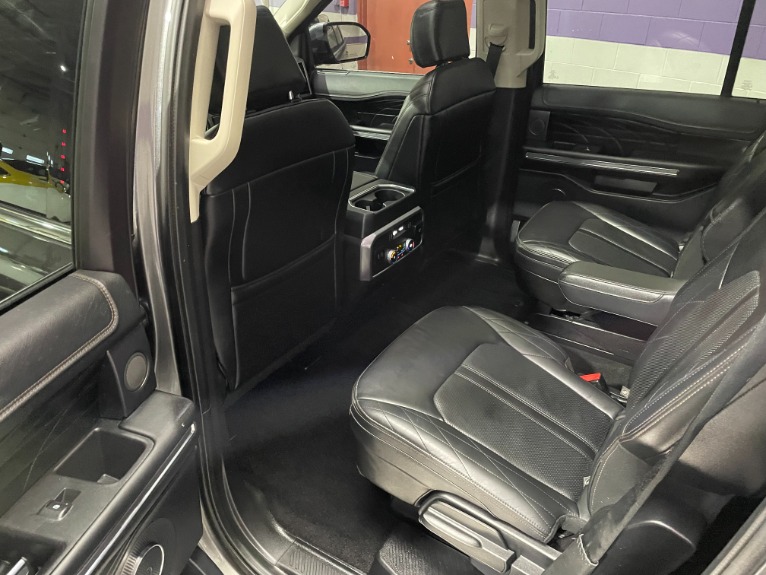 Used-2018-Ford-Expedition-Platinum-4X4