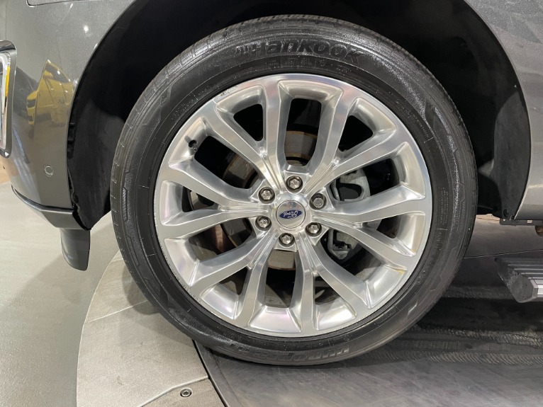 Used-2018-Ford-Expedition-Platinum-4X4