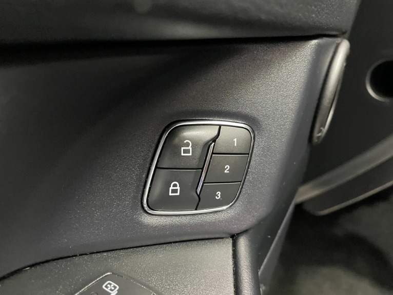 Used-2018-Ford-Expedition-Platinum-4X4