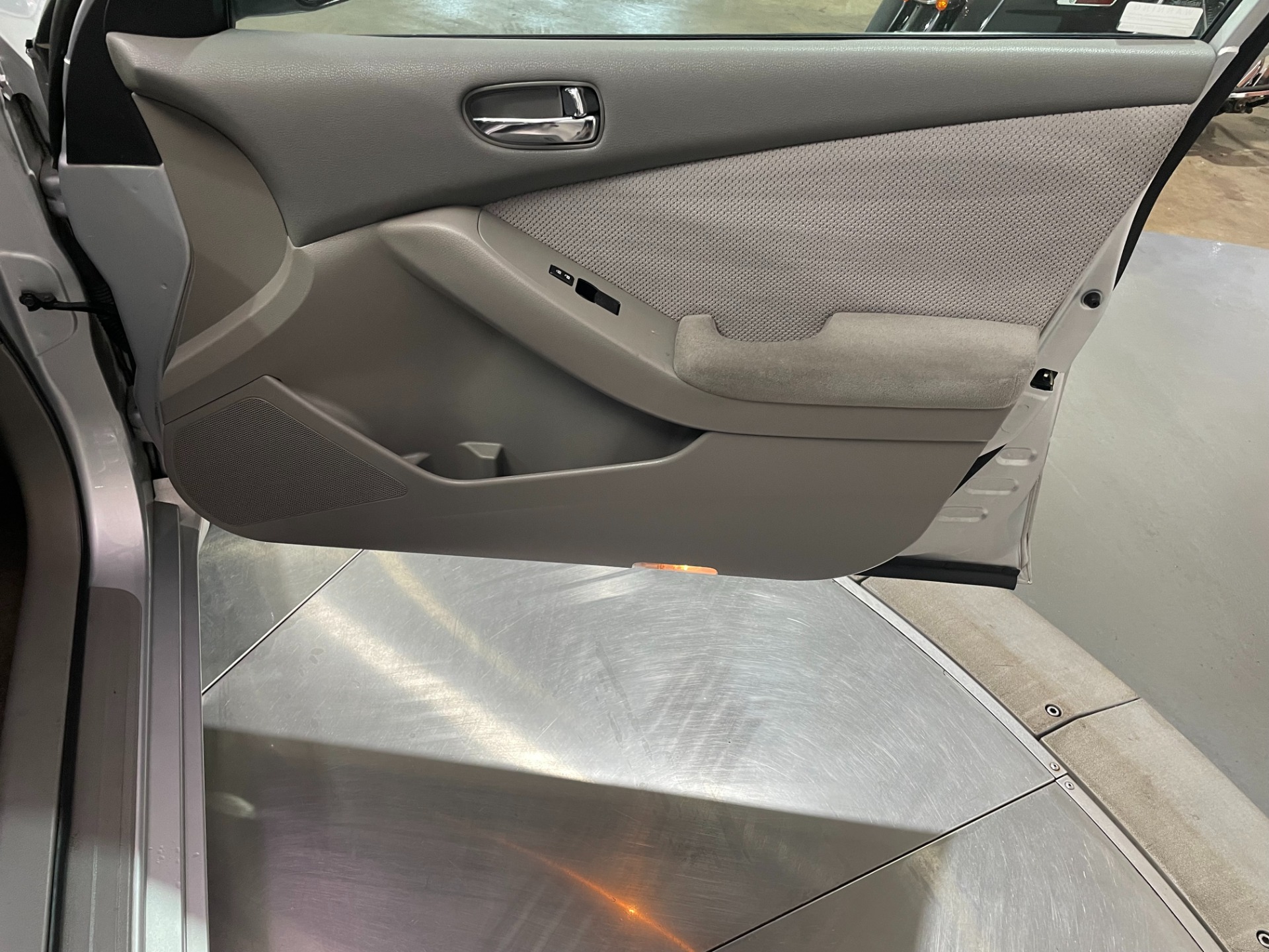 Used-2008-Nissan-Altima-25-S--FWD