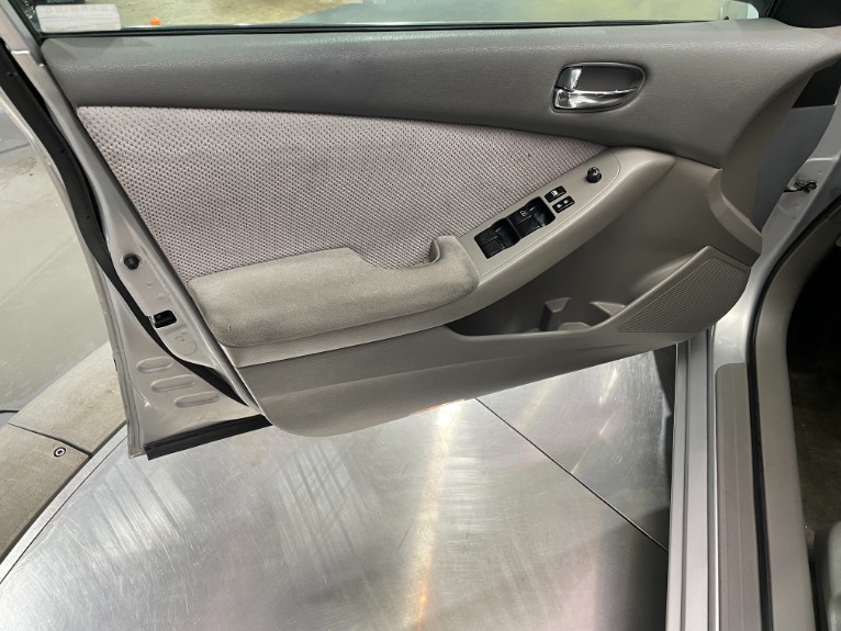 Used-2008-Nissan-Altima-25-S--FWD