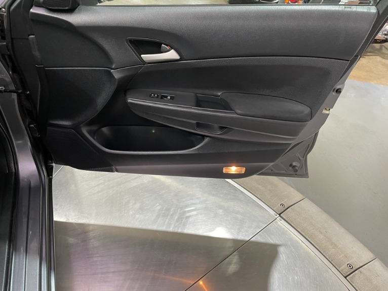 Used-2010-Honda-Accord-LX-P-FWD
