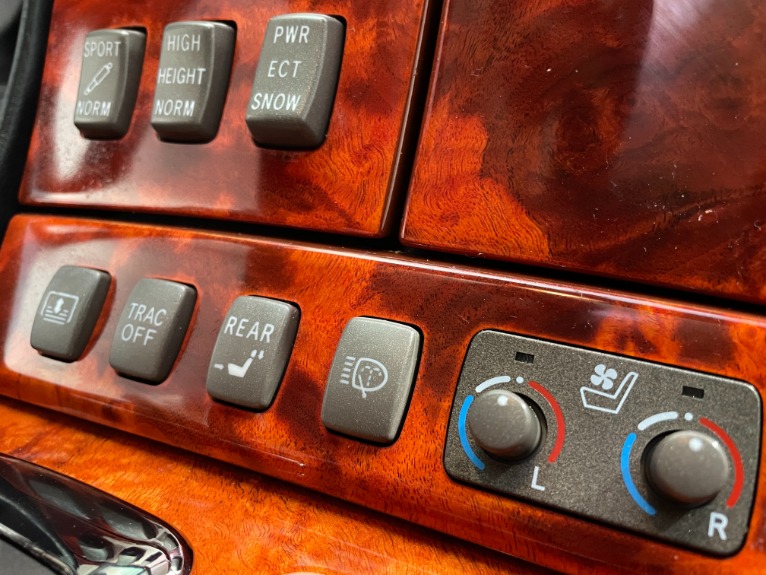 Used-2005-Lexus-LS-430-RWD