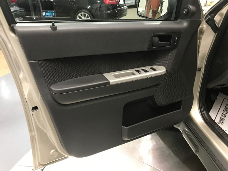Used-2010-Ford-Escape-XLT-AWD