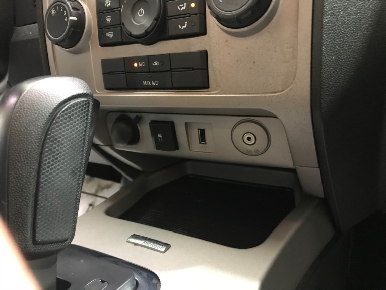 Used-2010-Ford-Escape-XLT-AWD