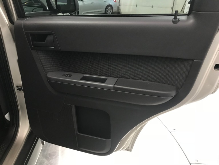 Used-2010-Ford-Escape-XLT-AWD